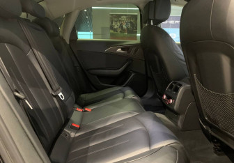 Подержанный автомобиль Audi A6 Sedan 2017 года (14 фото)