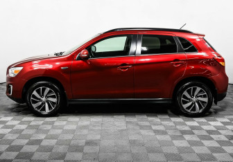 Подержанный автомобиль Mitsubishi ASX 2014 года (3 фото)