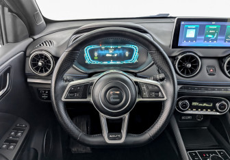 Подержанный автомобиль Evolute i-JOY 2023 года (22 фото)