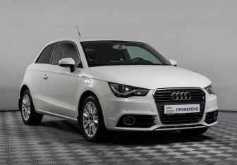 Подержанный автомобиль Audi A1 2011 года (4 фото)