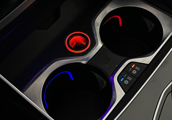 Подержанный автомобиль BMW X5 2021 года (21 фото)