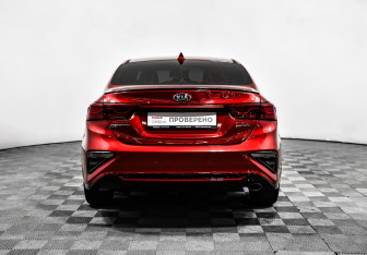 Подержанный автомобиль Kia Cerato Sedan 2020 года (6 фото)