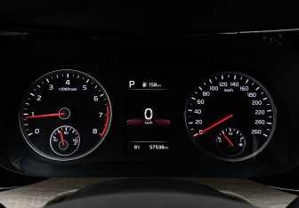 Подержанный автомобиль Kia K5 2022 года (34 фото)