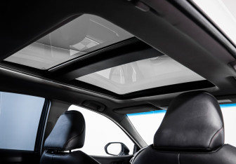 Подержанный автомобиль Toyota Camry Sedan 2023 года (17 фото)