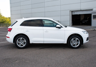 Подержанный автомобиль Audi Q5 2019 года (4 фото)