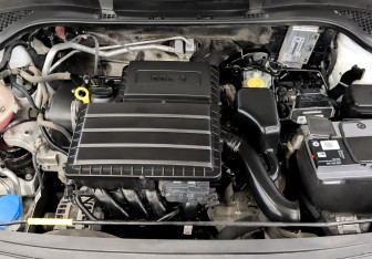 Подержанный автомобиль Skoda Rapid Liftback 2018 года (9 фото)