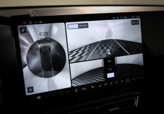 Подержанный автомобиль LiXiang L7 2023 года (19 фото)