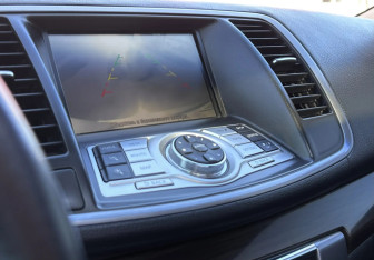 Подержанный автомобиль Nissan Teana 2011 года (15 фото)