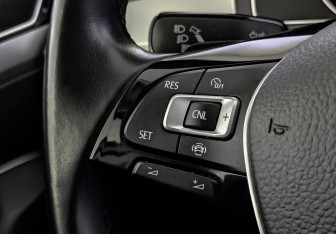 Подержанный автомобиль Volkswagen Passat Sedan 2019 года (27 фото)