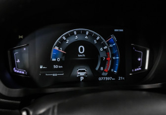 Подержанный автомобиль Mitsubishi Montero Sport 2022 года (10 фото)