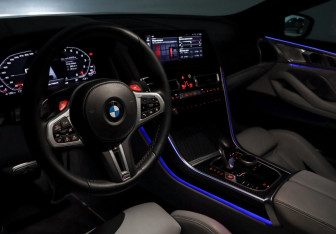 Подержанный автомобиль BMW M8 Coupe 2019 года (19 фото)