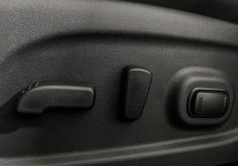 Подержанный автомобиль Nissan Pathfinder 2014 года (14 фото)