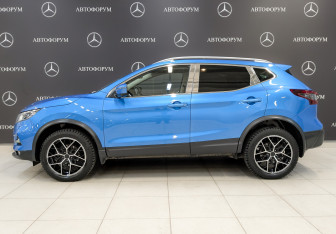 Подержанный автомобиль Nissan Qashqai 2021 года (8 фото)