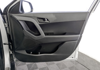 Подержанный автомобиль Hyundai Creta 2018 года (24 фото)