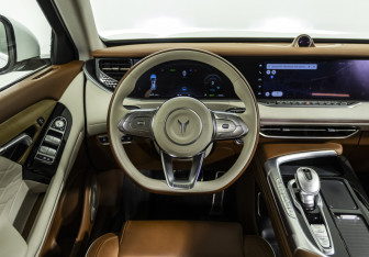 Подержанный автомобиль Voyah Free 2022 года (9 фото)