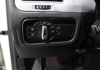 Подержанный автомобиль Volkswagen Touareg 2017 года (11 фото)