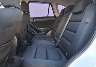 Подержанный автомобиль Mazda CX-5 2015 года (11 фото)