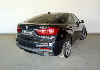 Подержанный автомобиль BMW X6 2019 года (6 фото)