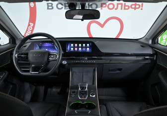 Подержанный автомобиль Omoda C5 2023 года (8 фото)