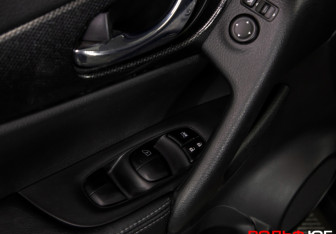 Подержанный автомобиль Nissan X-Trail 2018 года (15 фото)