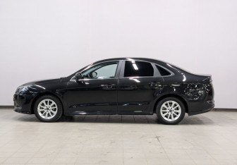 Подержанный автомобиль Kaiyi E5 2023 года (24 фото)