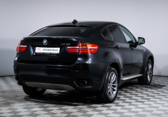 Подержанный автомобиль BMW X6 2013 года (5 фото)