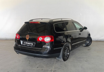 Подержанный автомобиль Volkswagen Passat Wagon 2008 года (4 фото)