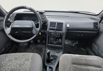 Подержанный автомобиль LADA (ВАЗ) 2111 2005 года (11 фото)
