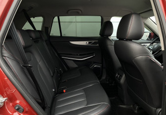 Подержанный автомобиль Changan CS75 2022 года (26 фото)