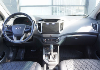 Подержанный автомобиль Hyundai Creta 2019 года (12 фото)