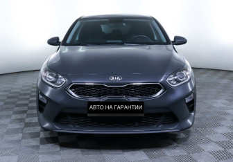 Подержанный автомобиль Kia Ceed Hatchback 2018 года (2 фото)