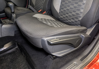 Подержанный автомобиль LADA (ВАЗ) Granta Wagon 2019 года (21 фото)