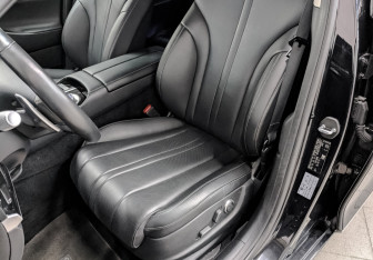 Подержанный автомобиль Genesis G80 2021 года (19 фото)