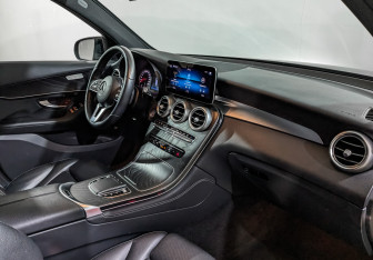 Подержанный автомобиль Mercedes-Benz GLC Coupe 2020 года (13 фото)