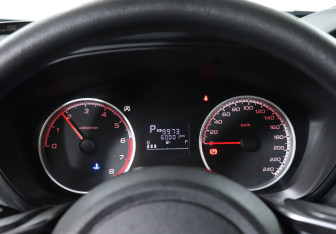 Подержанный автомобиль Subaru Forester Suv 2019 года (11 фото)