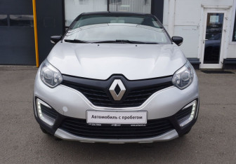 Подержанный автомобиль Renault Kaptur 2019 года (2 фото)