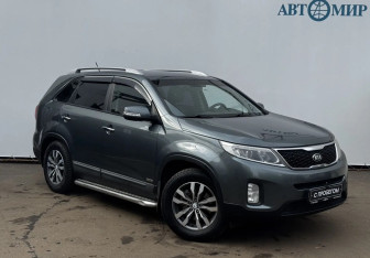 Подержанный автомобиль Kia Sorento 2013 года (3 фото)