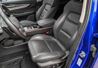 Подержанный автомобиль Exeed LX 2022 года (20 фото)