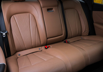 Подержанный автомобиль Rising Auto F7 2023 года (8 фото)