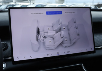 Подержанный автомобиль Chery Tiggo 9 2024 года (20 фото)