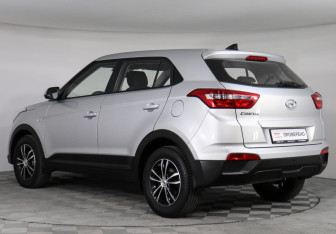 Подержанный автомобиль Hyundai Creta 2019 года (7 фото)