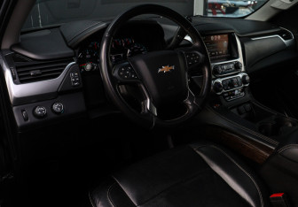 Подержанный автомобиль Chevrolet Tahoe 2016 года (15 фото)