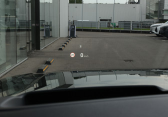 Подержанный автомобиль Land Rover Range Rover 2020 года (14 фото)
