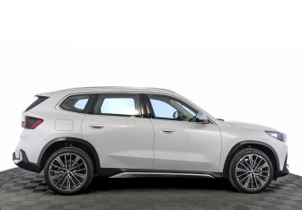 Новый BMW X1 2024 (4 фото)