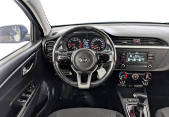 Подержанный автомобиль Kia Rio Hatchback 2021 года (21 фото)
