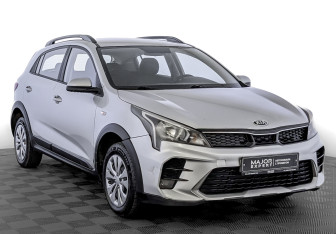 Подержанный автомобиль Kia Rio Hatchback 2021 года (3 фото)