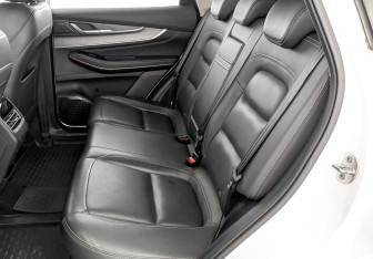 Подержанный автомобиль Exeed LX 2022 года (12 фото)