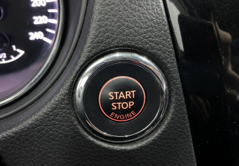 Подержанный автомобиль Nissan X-Trail 2020 года (16 фото)