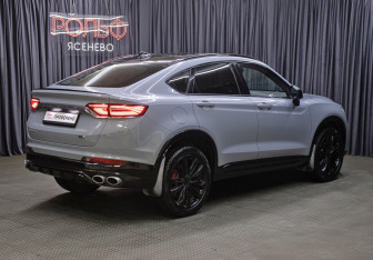 Подержанный автомобиль Geely Tugella 2023 года (5 фото)