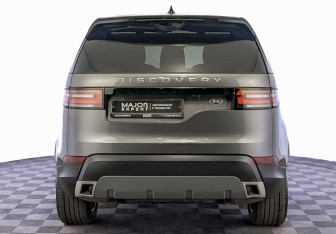 Подержанный автомобиль Land Rover Discovery 2018 года (6 фото)
